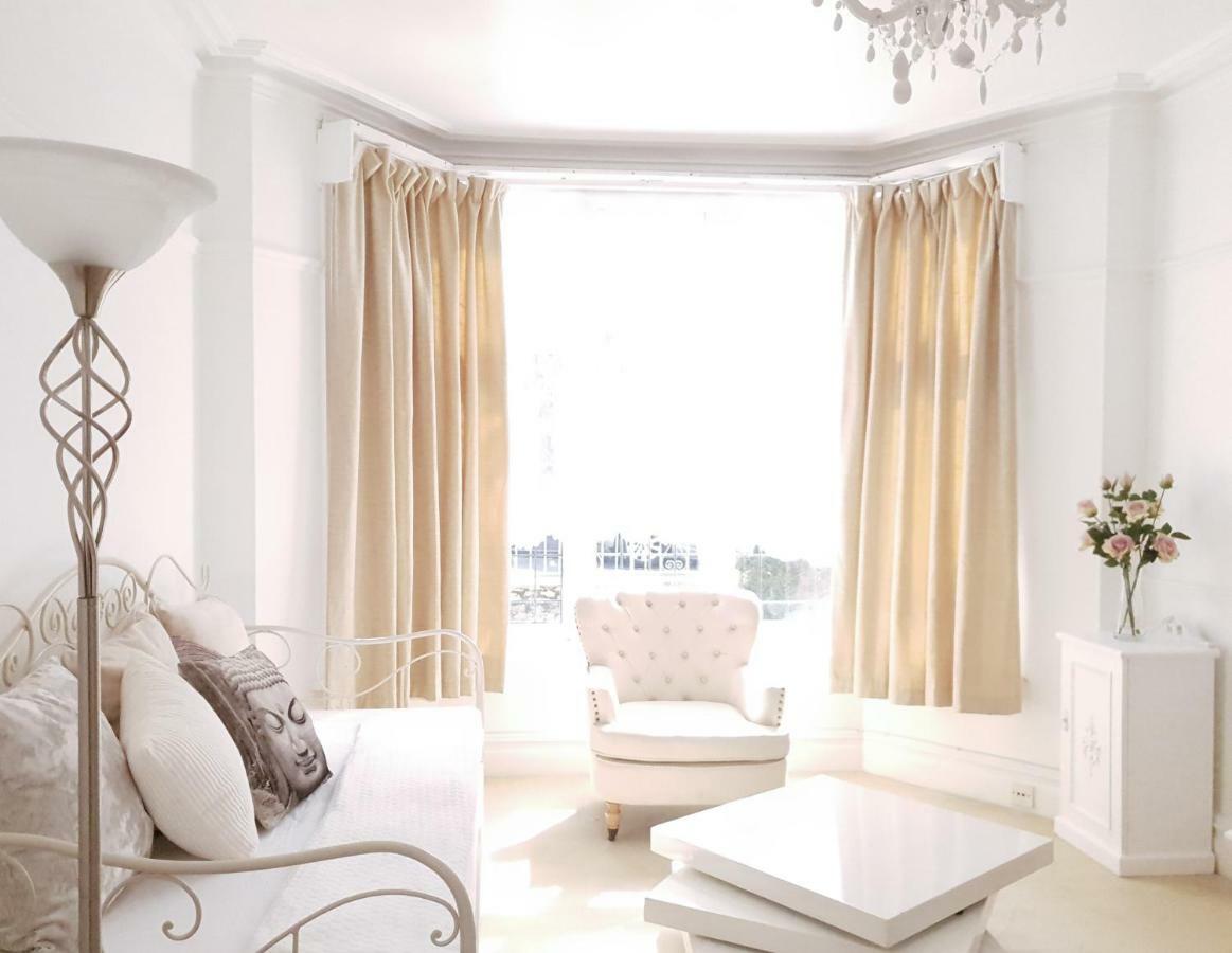 Villa English Riviera Sunrise à Torquay Extérieur photo